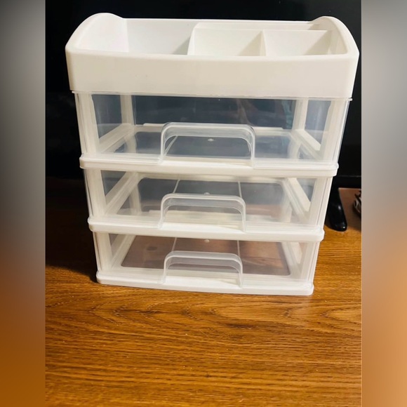 White Make up Stackable Storage Organizer - Picture 2 of 5